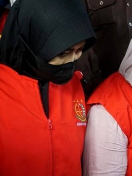 Tersangka Tembus 32 Orang