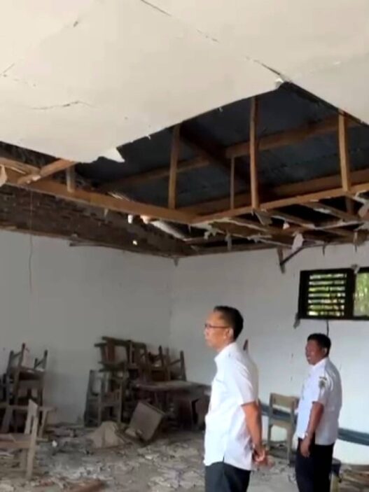 Tiga SD di Kalibening Direvitalisasi