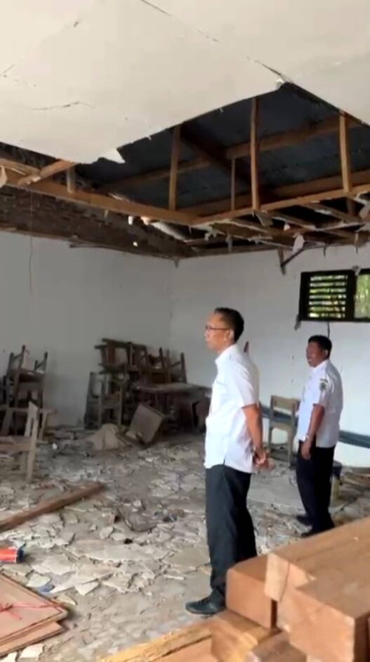 Tiga SD di Kalibening Direvitalisasi