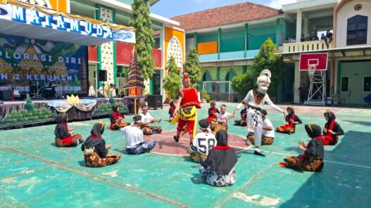 Tutup MPLS, Siswa MAN 2 Unjuk Kebolehan