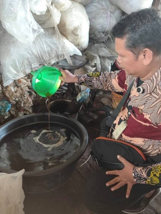 Ubah Sampah Plastik Jadi Sesuatu yang Lebih Baik