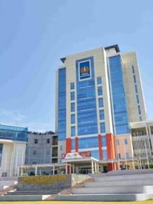 Universitas Negeri Surabaya (Unesa)