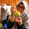 Warga Alasmalang Sulap Kulit Durian Jadi Suvenir