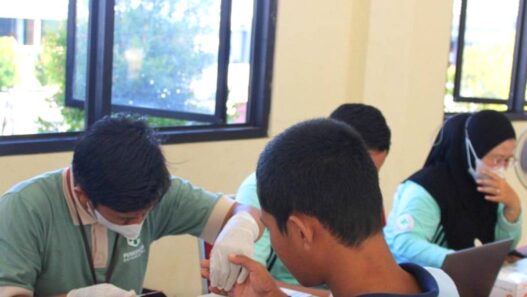 Warga Binaan dan Petugas Lapas Nirbaya Skrining TB
