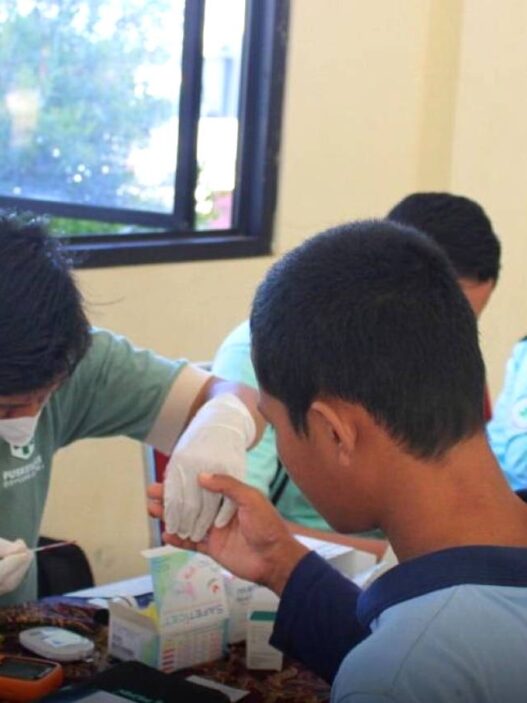 Warga Binaan dan Petugas Lapas Nirbaya Skrining TB