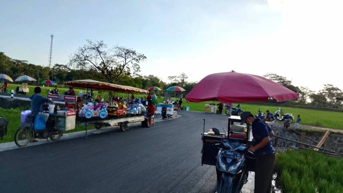 Warung Bertambah, Kawasan Tetap Bersih