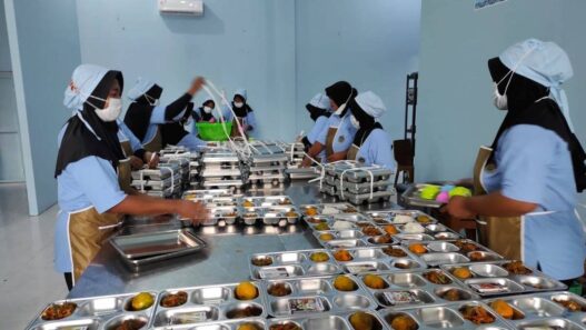 1300 Dapur MBG Ditutup