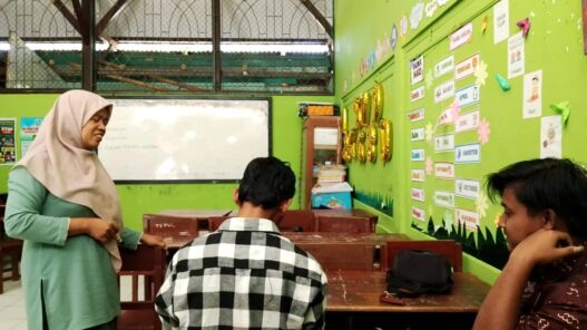 51 ATS Tambak Kembali Sekolah