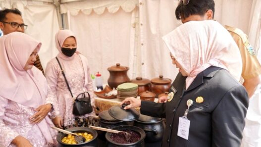 54 UMKM Festival Kuliner Tanpa Biaya Stan