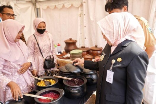 54 UMKM Festival Kuliner Tanpa Biaya Stan
