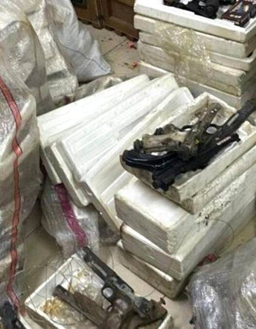 995 Senjata Ditemukan di Sekolah Jaksel
