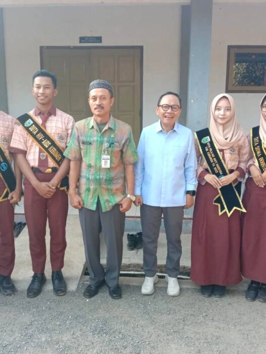 Ajak Siswa Rajin Baca Sejarah