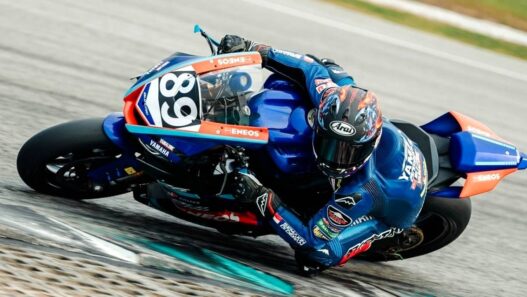 Akhirnya Naik Podium Tertinggi