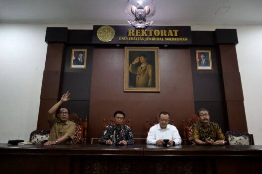 Ali Rokhman Ditunjuk Plt Rektor