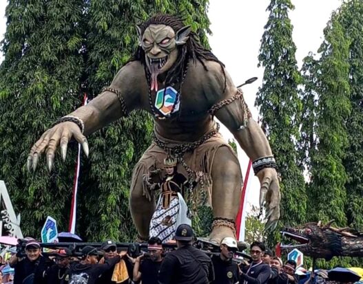 Atraksi Ogoh ogoh hingga T Rex Bikin Heboh