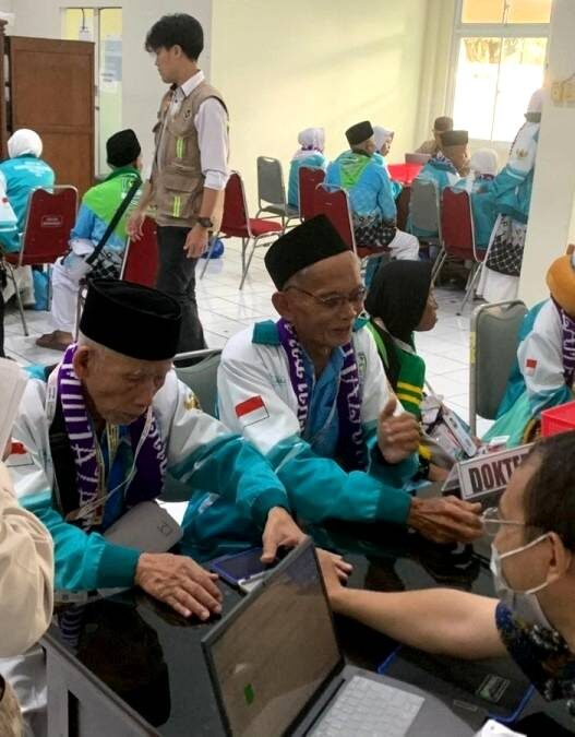 Calhaj Diminta Jujur Soal Penyakit