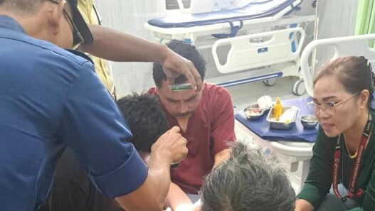 Cincin Tidak Bisa Dilepas, Lansia Minta Bantuan Damkar