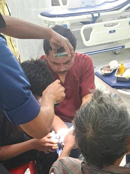 Cincin Tidak Bisa Dilepas, Lansia Minta Bantuan Damkar