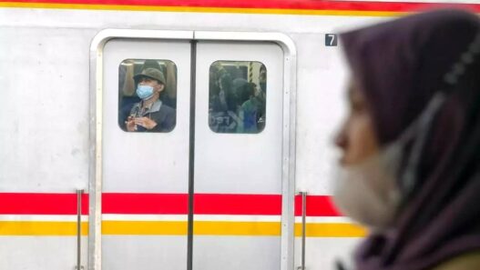 Daya Beli Masyarakat Menengah Bawah Melambat