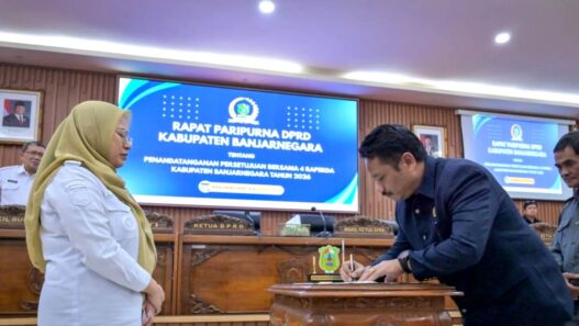 DPRD dan Pemkab Sepakati Empat Raperda