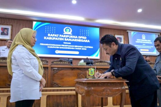 DPRD dan Pemkab Sepakati Empat Raperda