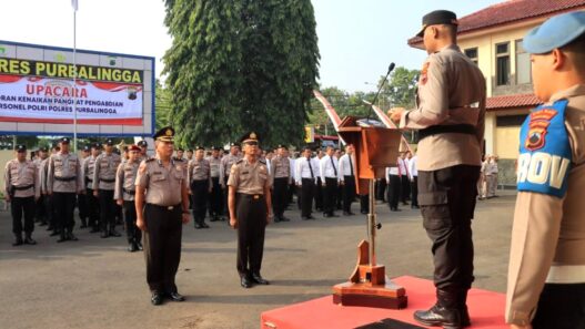 Dua Personel Polres Naik Pangkat Pengabdian