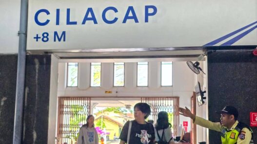 Empat Kereta Api Diskon 17 Persen