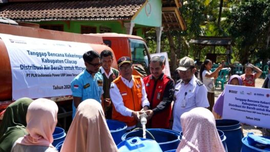 Enam Desa Kekurangan Air Bersih