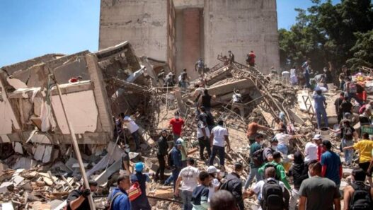 Gempa Terkuat Abat ke 21 Guncang Kolombia