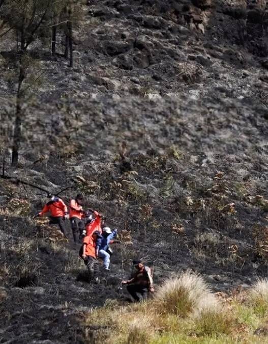 Gunung Nusantara Dikepung Api