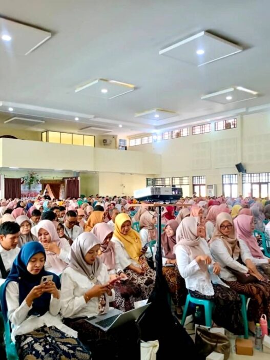 Guru Didorong Punya Kemampuan Wira Usaha