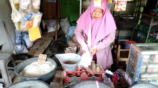 Harga Beras Naik Jadi Rp15 Ribu