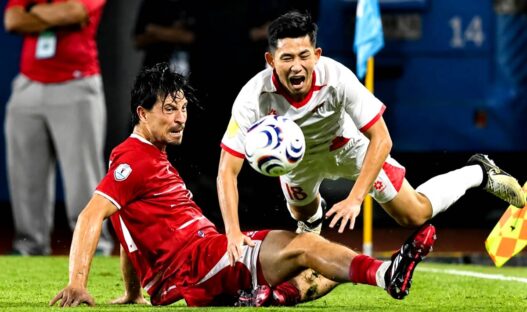 Hidup Mati Garuda di Kandang Singa