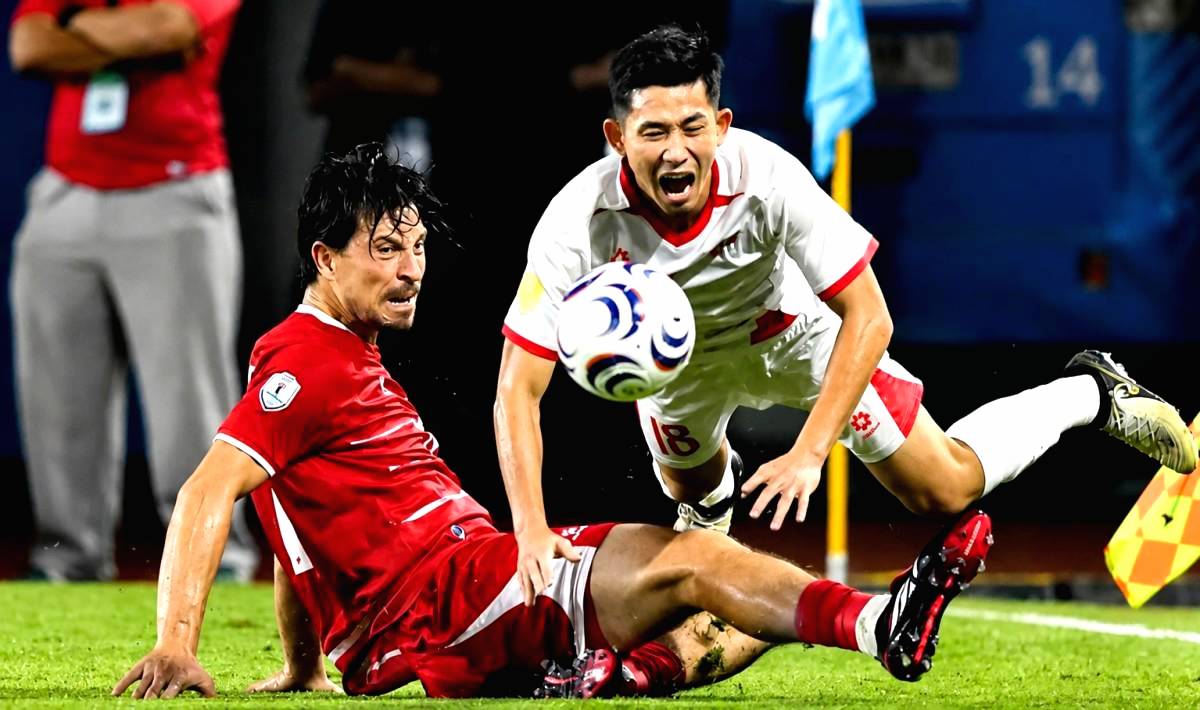 Hidup Mati Garuda di Kandang Singa