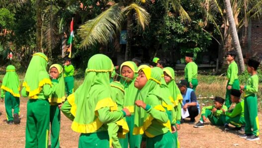 HUT RI, MIN 4 Tanamkan Cinta Tanah Air