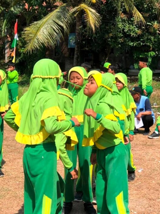 HUT RI, MIN 4 Tanamkan Cinta Tanah Air