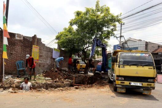 Infrastuktur Jalan Vihara Mulai Ditata
