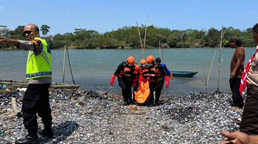 Jenazah Pria Ditemukan Ngambang di Sungai Serayu