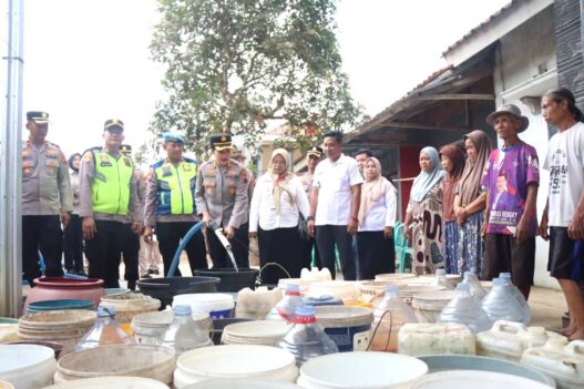 Kekeringan Makin Terasa di Kaliajir