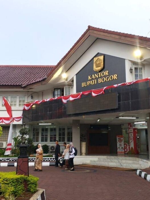 KPK Amankan Uang Rp1,5 Miliar di Bogor