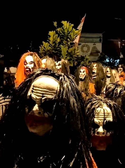 Kunti, Tuyul, hingga Genderuwo Gentayangan di Jalan