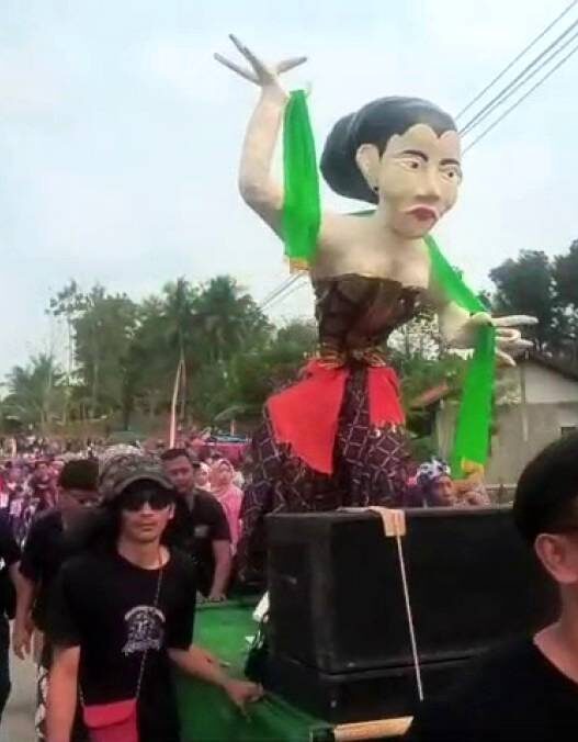 Limbah Disulap Jadi Ogoh ogoh