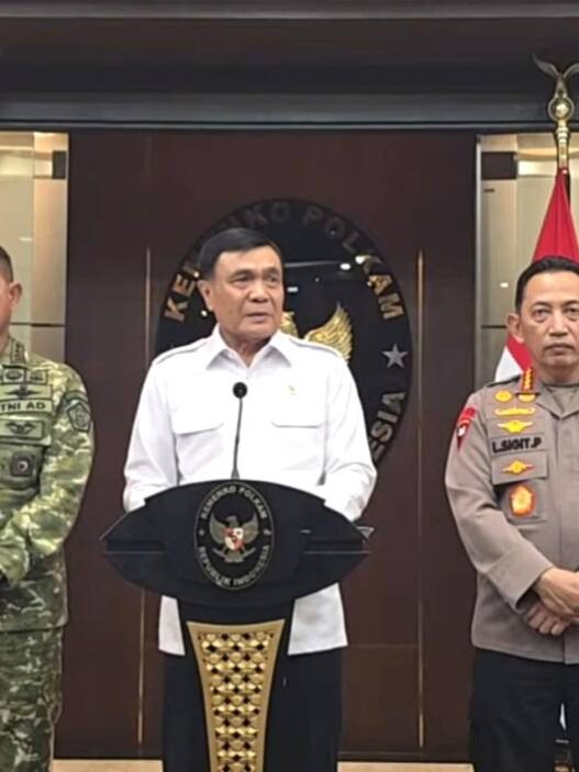 Mal Dipagar Tinggi Tuai Polemik