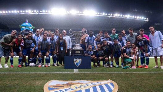 Malaga Adu Penalti Lawan Gawang Kosong