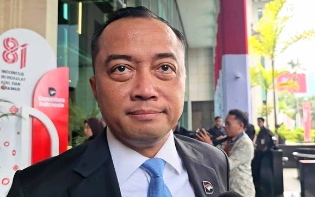 Mensesneg Tepis Isu Reshuffle Kabinet
