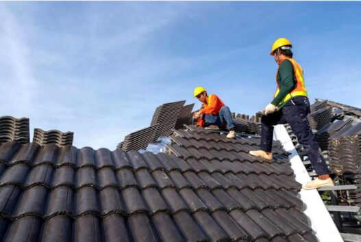 Merawat Atap Rumah, Investasi Kecil untuk Perlindungan Jangka Panjang
