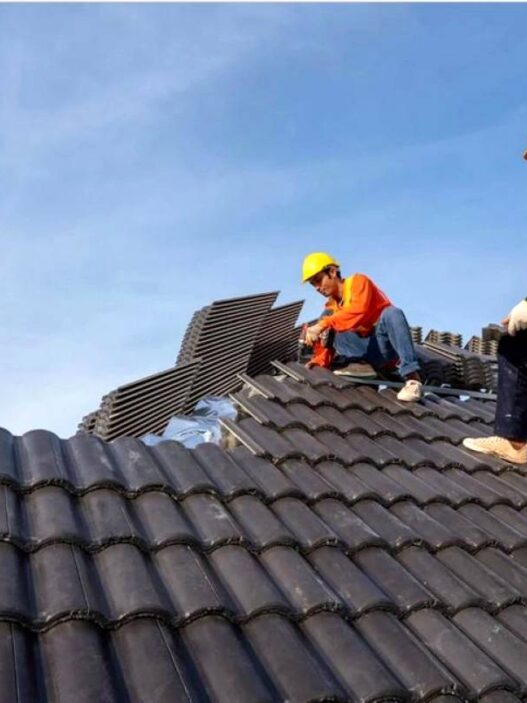 Merawat Atap Rumah, Investasi Kecil untuk Perlindungan Jangka Panjang