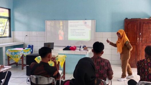 Minat Kerja ke Luar Negeri Naik 35 Persen