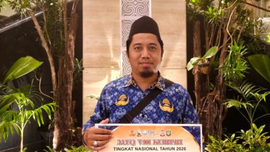 Mukhtarom Sabat Juara Harapan 2 Kaligrafi Tingkat Nasional