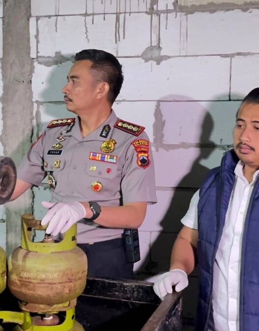 Pangkalan Resmi Diduga Oplos LPG Subsidi